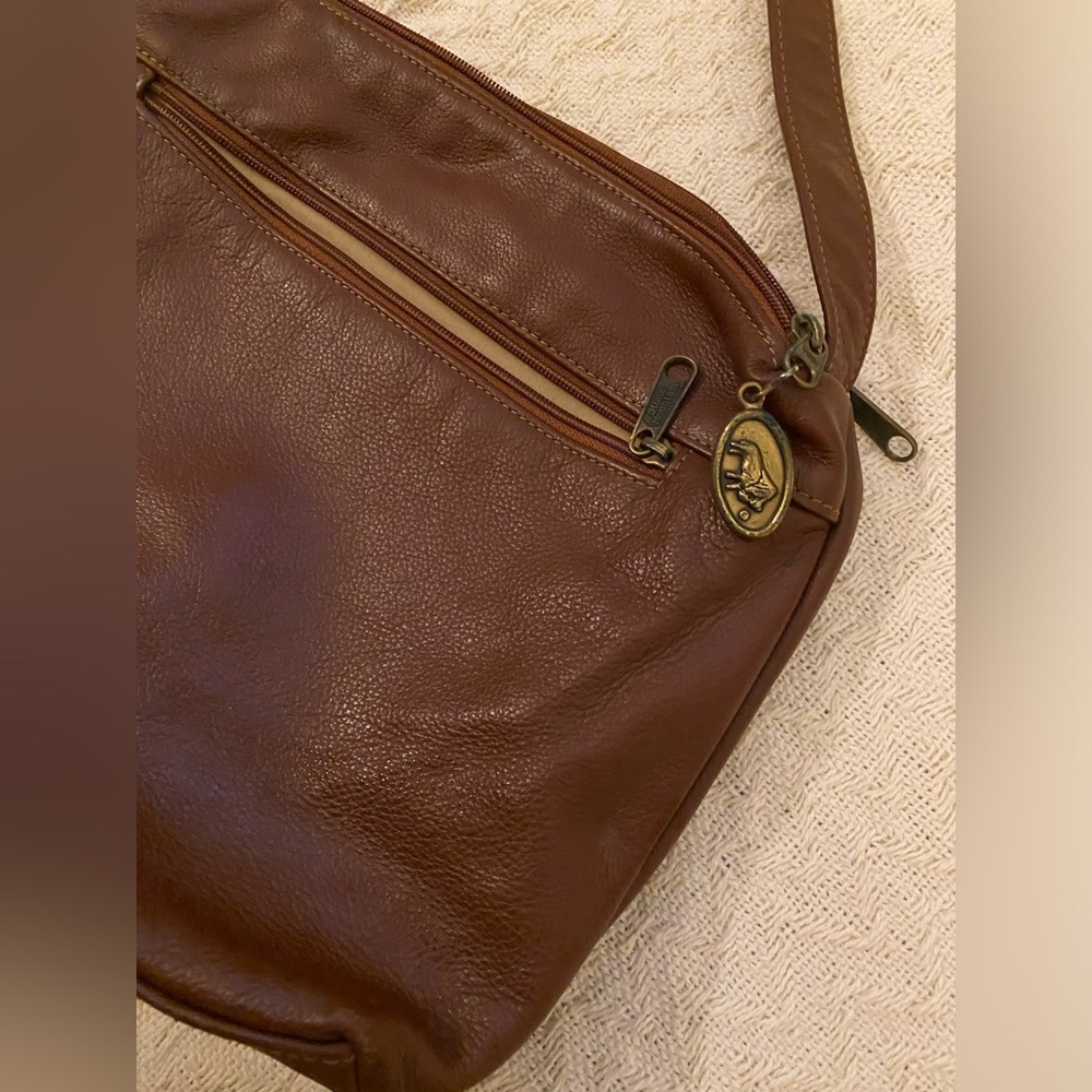 Stone Mountain Genuine Leather Brown Crossbody Purse